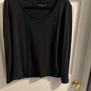 Tommy Hilfiger Women's Long Sleeve Scoop Neck Tee